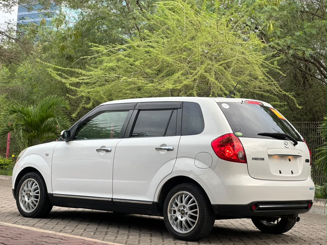 MAZDA VERISA thumbnail 6